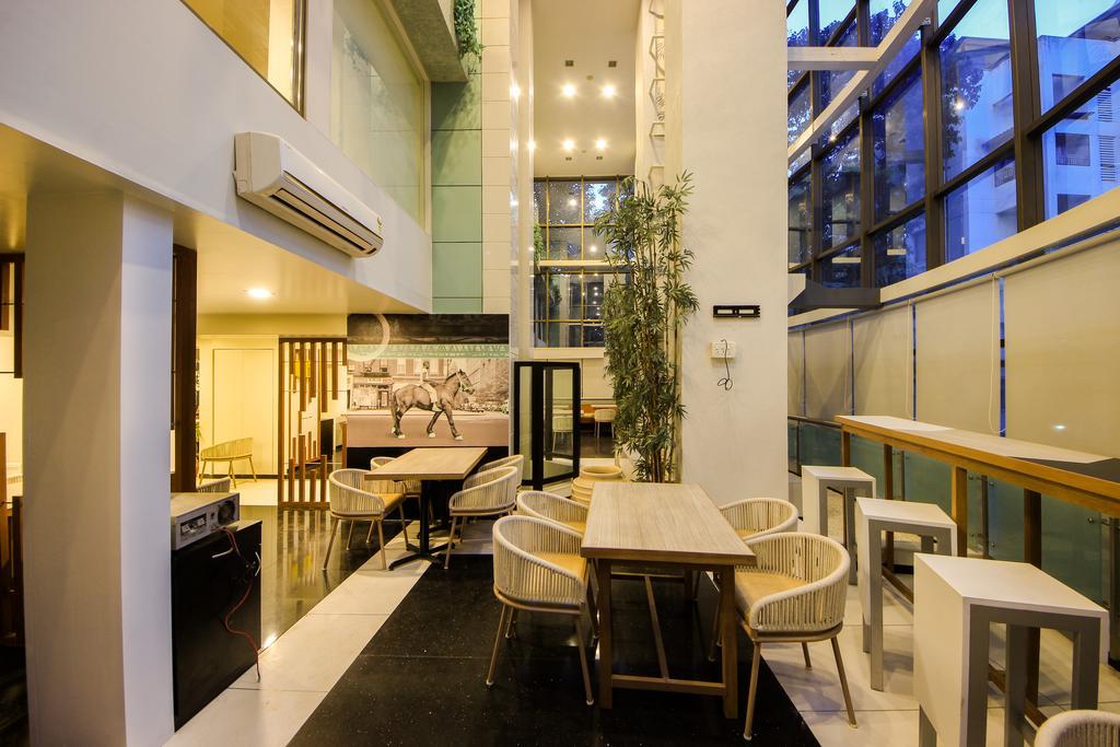 Deccan 8 Pune Zewnętrze zdjęcie